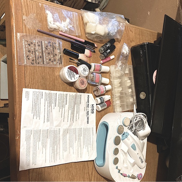 Kiss Skincare Kiss Power File X Nail Dryer Tons Nail Accessories